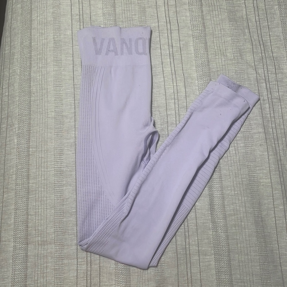 Vanquish Fitness Leggings (Lavender)